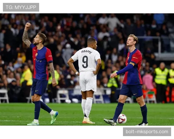 皇马危机:战术短板暴露,争冠之路岌岌可危! 皇马危机:战术短板暴露,争冠之路岌岌可危!