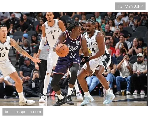 奥拉迪波突破拉开与库里三分威胁差距提升球队进攻效率