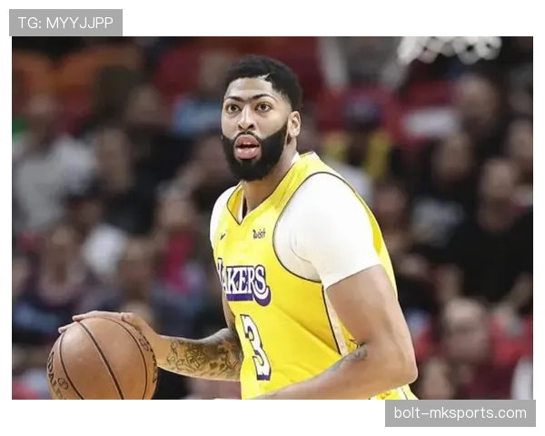 刷到安东尼·戴维斯私人飞机那顿饭的账单，我今晚外卖都不敢点了