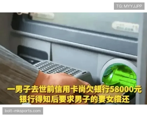 辛德胡出门拎的包，三个月工资一瞬间蒸发，刷到我都不敢打开银行App